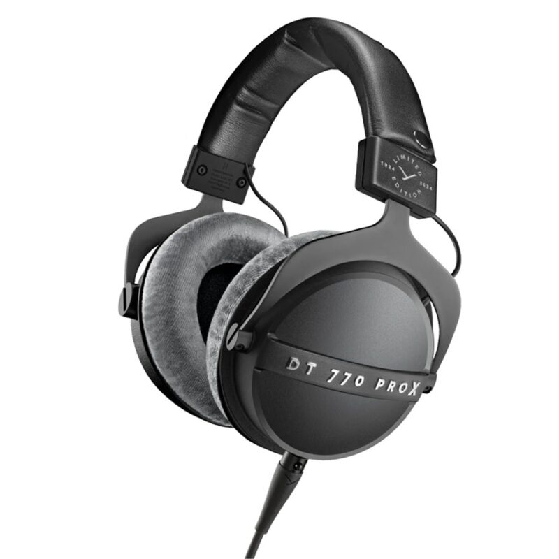 Beyerdynamic Dt 770 Pro 250 Ohm Studio Wired Over Ear Headphones (Black)